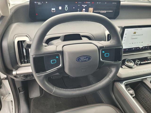 Certified 2025 Ford Expedition Active image 30