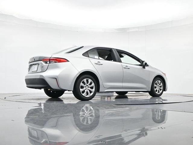 Used 2024 Toyota Corolla LE FWD image 32