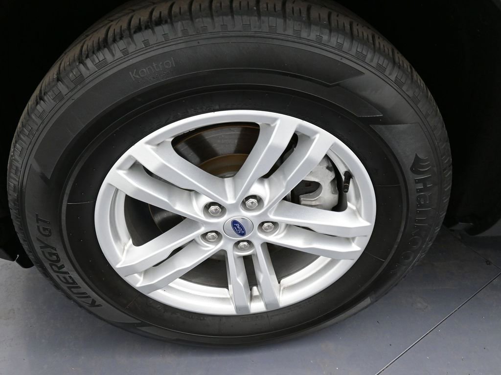 Certified 2022 Ford Explorer XLT w/ Class IV Trailer Tow Package image 53