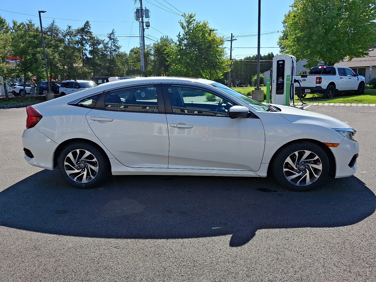 Used 2018 Honda Civic EX image 4