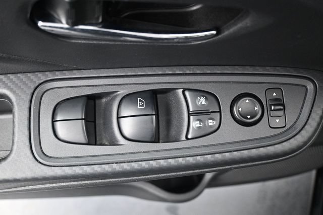 Used 2024 Nissan Versa SV FWD image 7