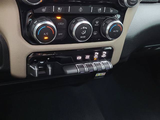 Used 2024 RAM 2500 Laramie w/ Safety Group AWD/4WD image 26