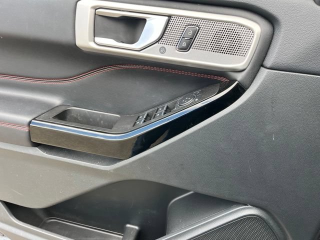 Certified 2023 Ford Explorer ST-Line AWD/4WD image 17