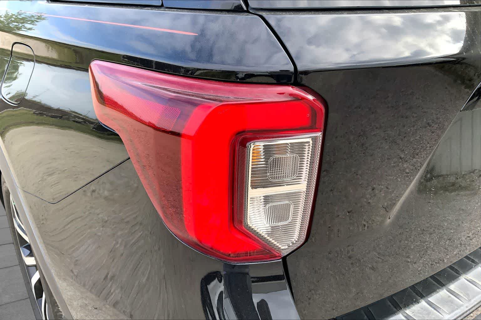 Certified 2021 Ford Explorer ST w/ Equipment Group 401A AWD/4WD image 28