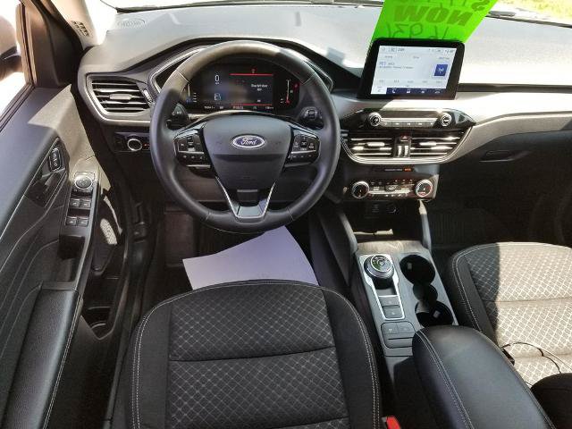 Certified 2023 Ford Escape Active w/ Cold Weather Package FWD image 17