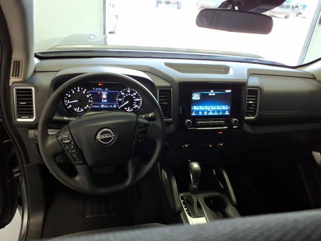 Used 2024 Nissan Frontier SV w/ Technology Package AWD/4WD image 13