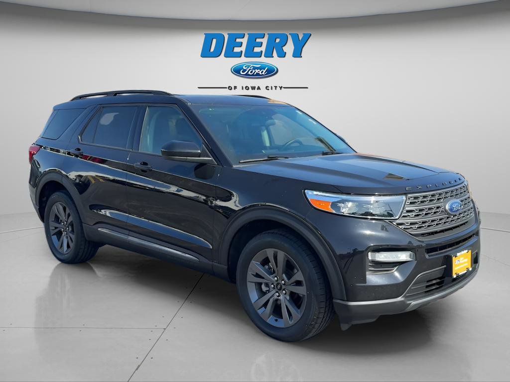 Certified 2024 Ford Explorer XLT w/ Equipment Group 202A AWD/4WD image 7