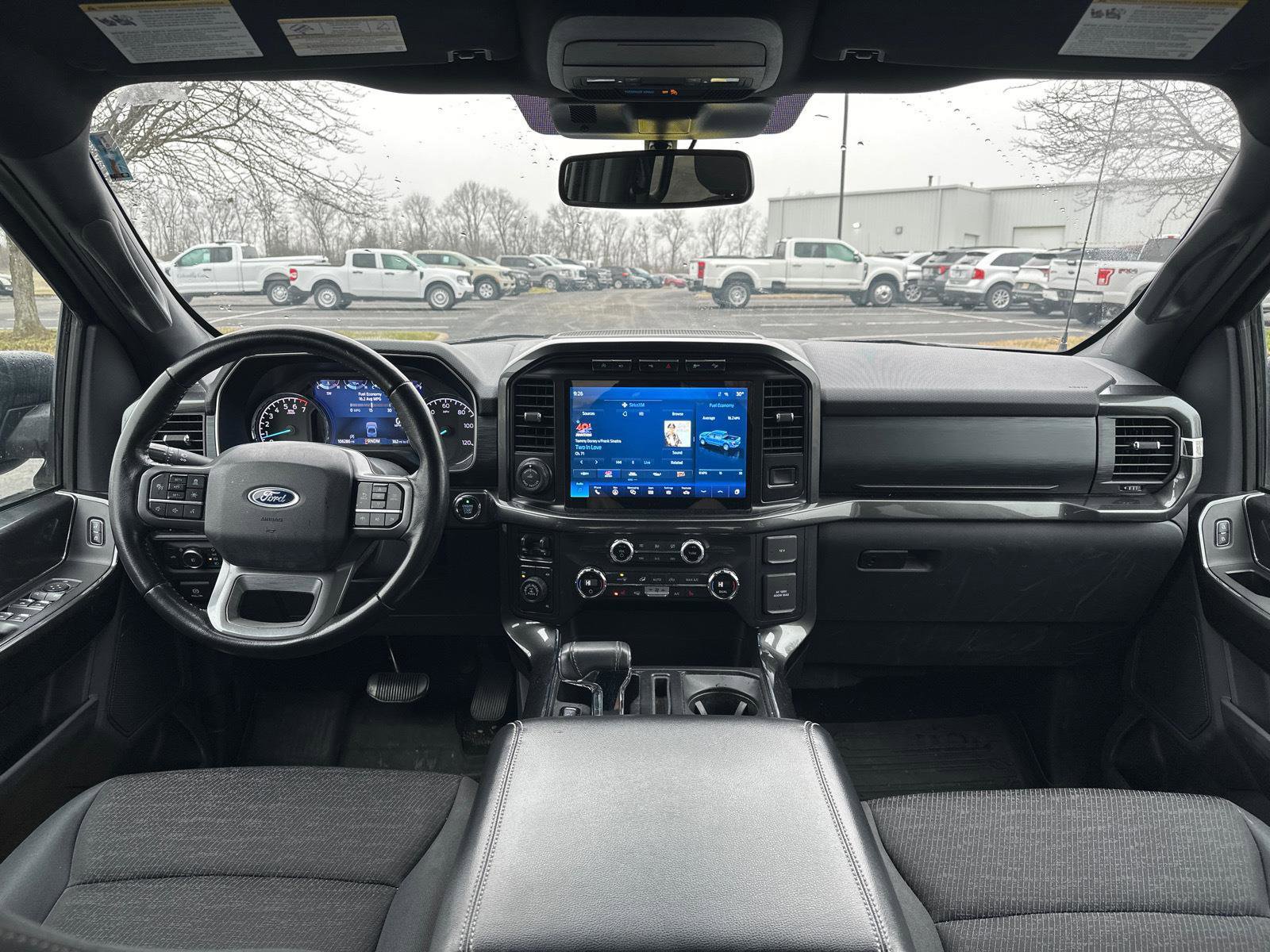 Certified 2021 Ford F150 XLT w/ Equipment Group 302A High image 5