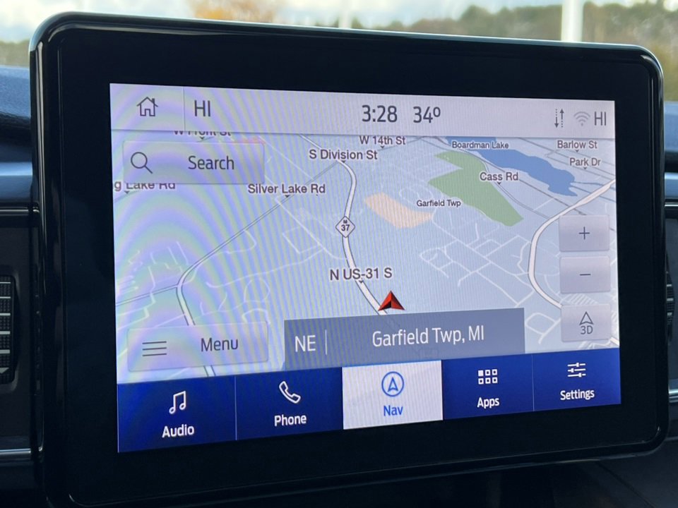 Certified 2022 Ford Explorer XLT w/ Equipment Group 202A image 30