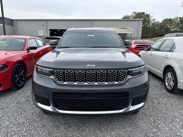 Used 2025 Jeep Grand Cherokee L Summit w/ Advanced Protech Group IV image 2