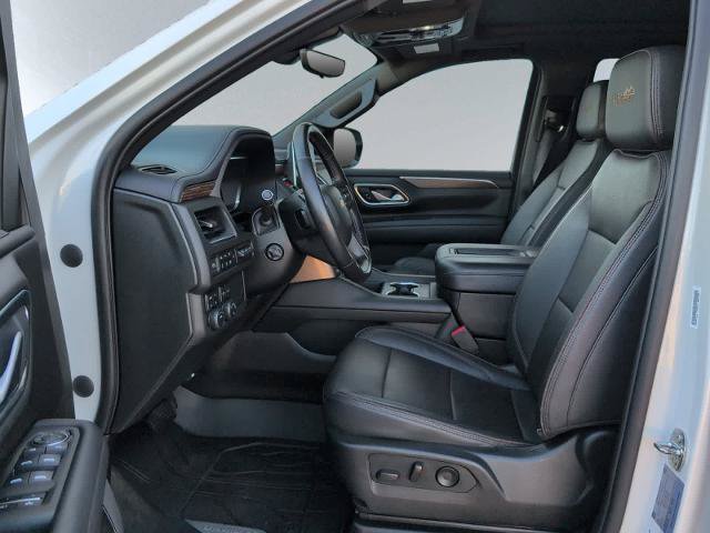 Used 2022 Chevrolet Tahoe High Country w/ Premium Package 2 AWD/4WD image 17