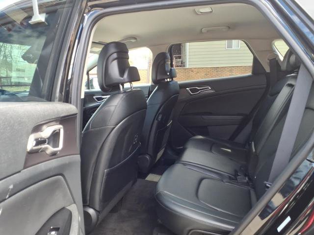 Used 2024 Kia Sportage EX image 12