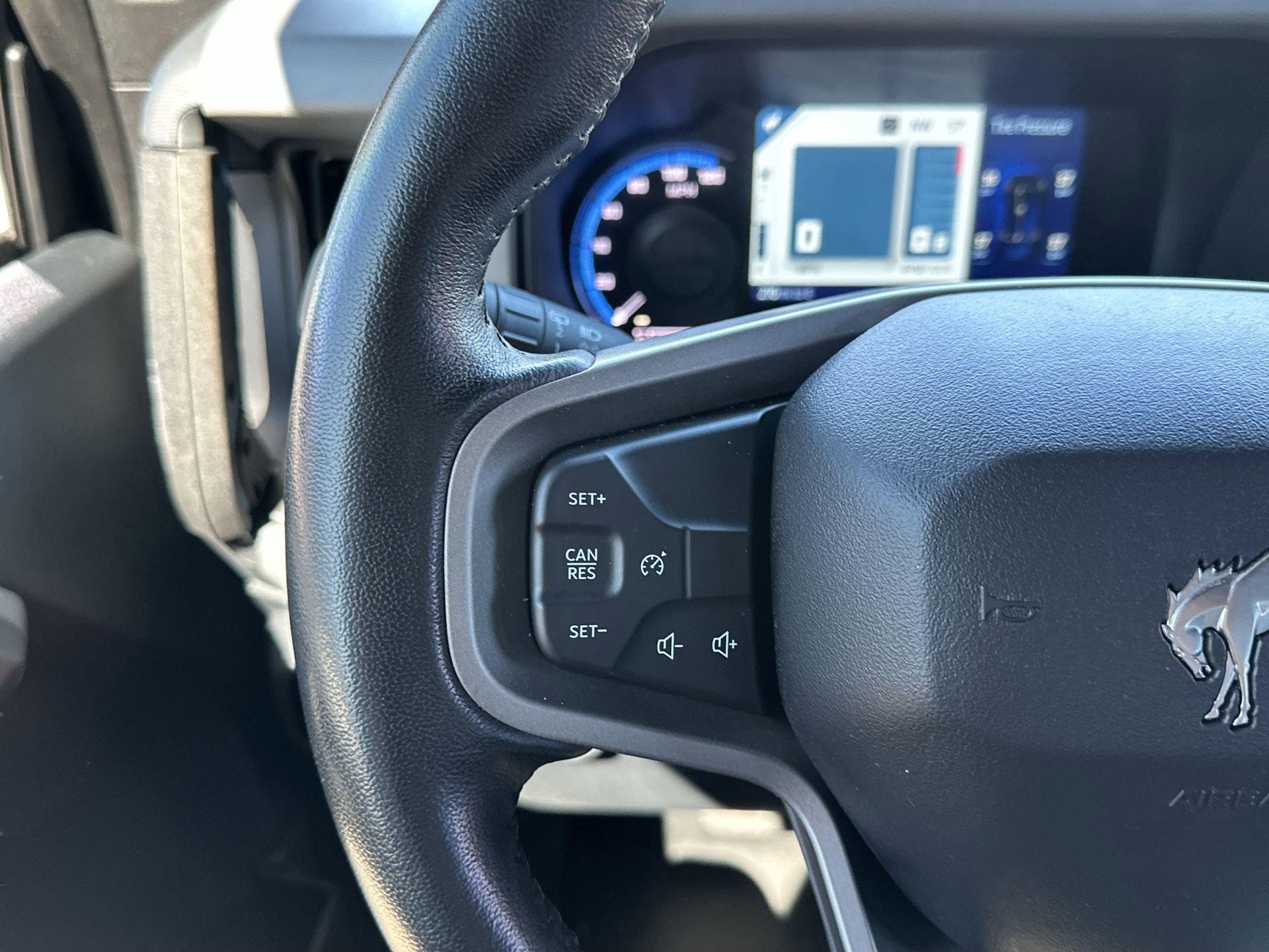 Certified 2024 Ford Bronco Black Diamond image 61