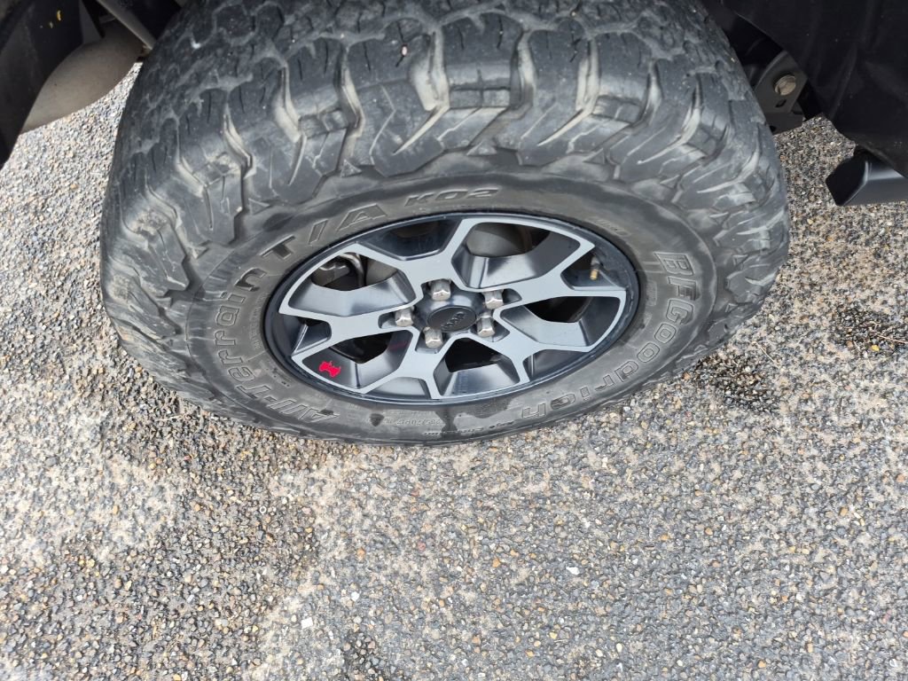 Used 2022 Jeep Wrangler Unlimited Rubicon AWD/4WD image 13