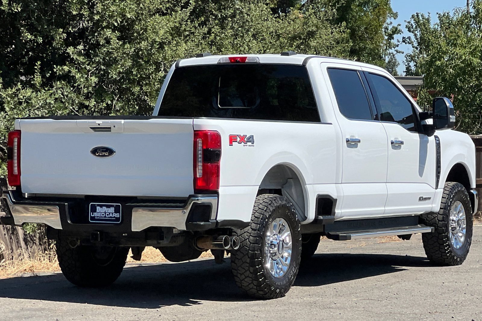Certified 2023 Ford F250 Lariat w/ Chrome Package AWD/4WD image 4