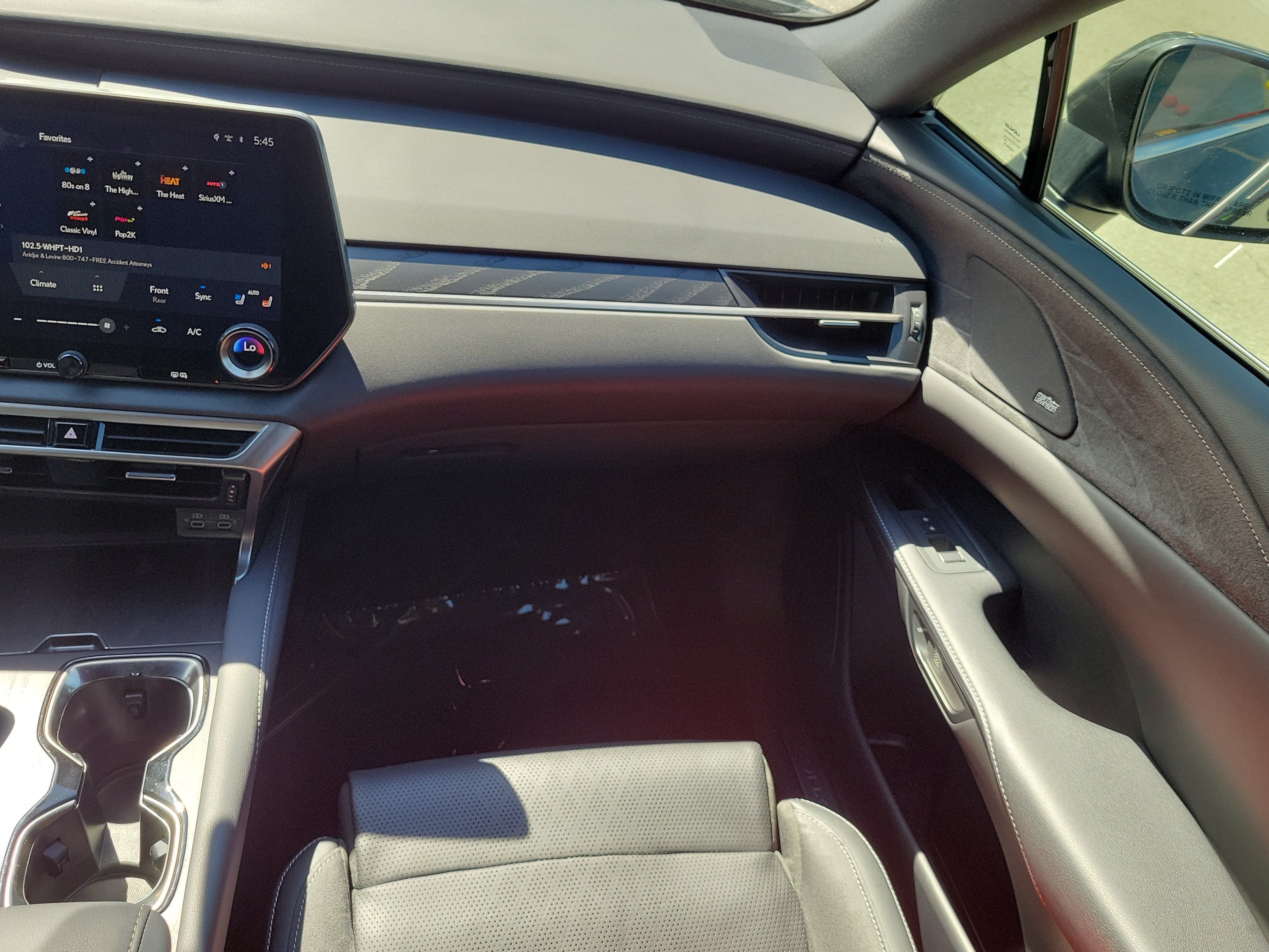 Used 2024 Lexus RX 350 FWD w/ Convenience Package image 16