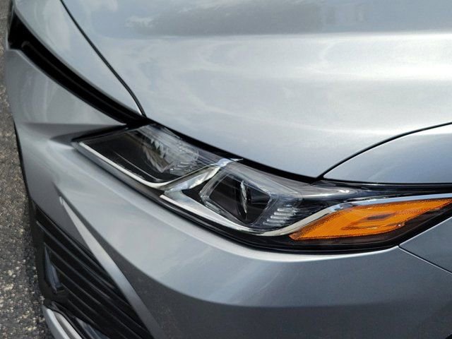 Used 2024 Toyota Camry LE FWD image 11