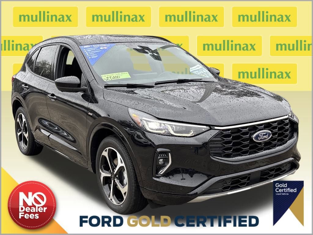 Certified 2023 Ford Escape ST-Line Elite w/ Premium Technology Package image 1