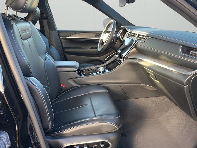 Used 2021 Jeep Grand Cherokee L Overland w/ Luxury Tech Group IV image 14