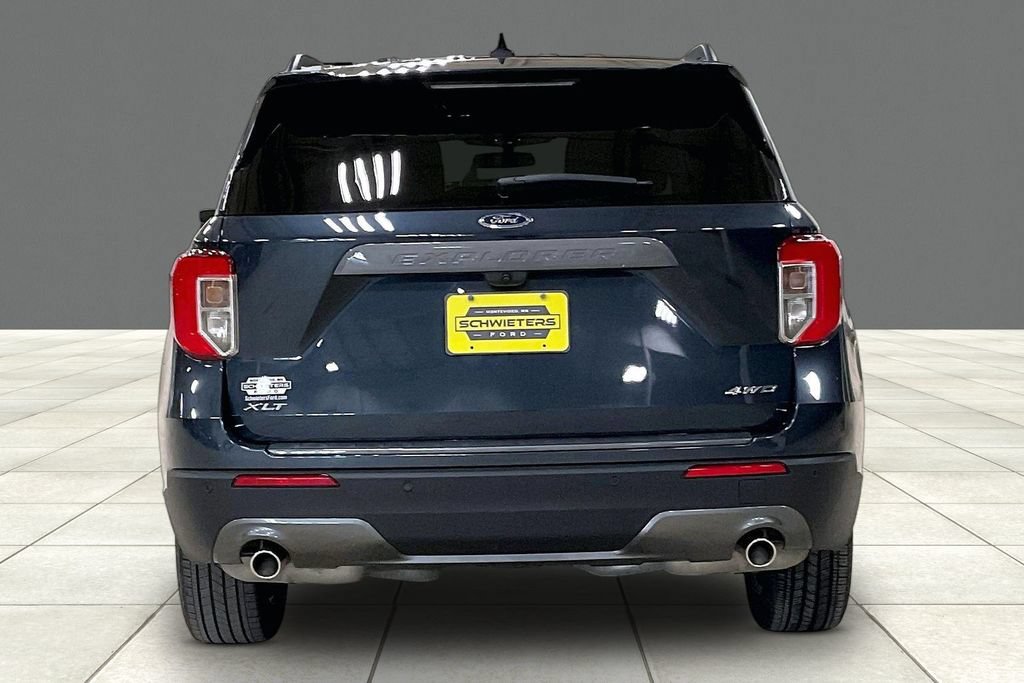 Certified 2024 Ford Explorer XLT w/ Equipment Group 202A AWD/4WD image 4