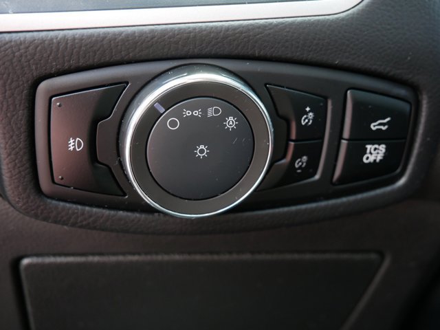 Certified 2024 Ford Edge SEL w/ Convenience Package AWD/4WD image 9