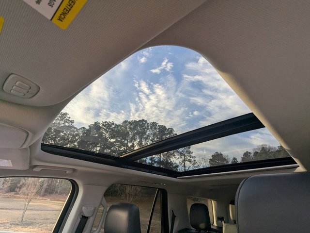 Certified 2025 Ford Expedition Active image 29