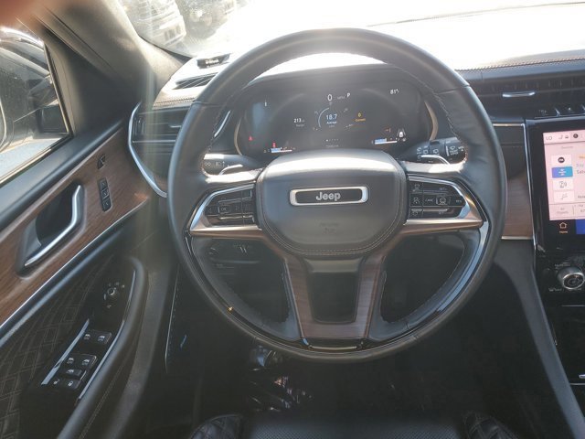 Used 2022 Jeep Grand Cherokee Summit w/ Adv Protech Group IV image 21