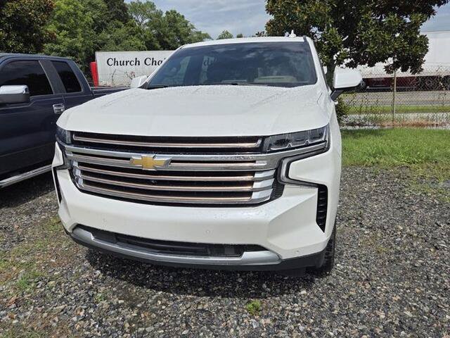 Used 2024 Chevrolet Suburban High Country w/ Premium Package RWD image 5