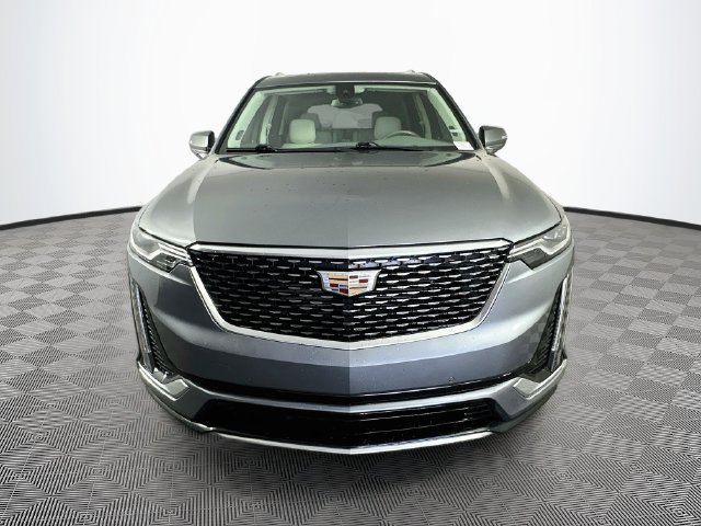 Used 2021 Cadillac XT6 Premium Luxury w/ LPO, Floor Liner Package FWD image 5