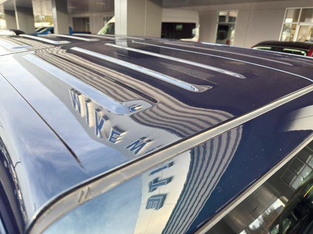 Used 2025 Jeep Gladiator Sport image 9