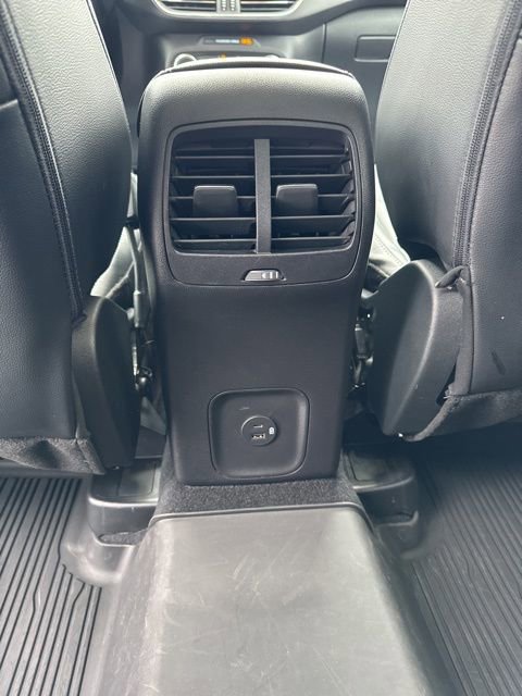 Certified 2022 Ford Escape Titanium w/ Class II Trailer Tow Package image 13