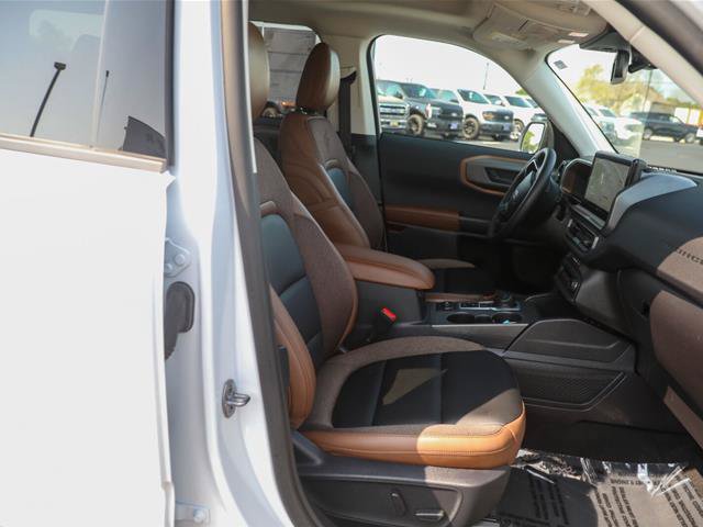 Certified 2025 Ford Bronco Sport Outer Banks w/ Outer Banks Tech Package+ AWD/4WD image 27