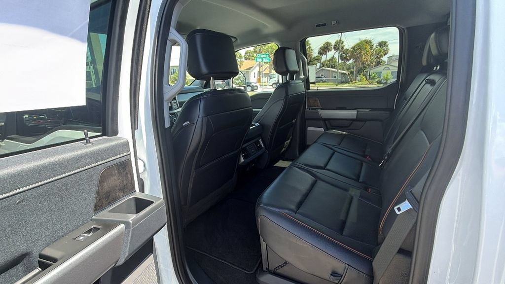 Certified 2025 Ford F450 Lariat AWD/4WD image 23