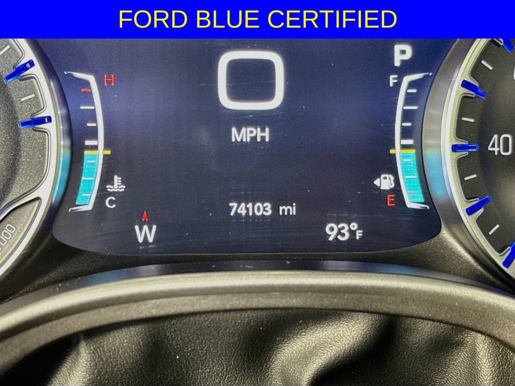 Used 2024 Chrysler Pacifica Touring-L FWD image 15