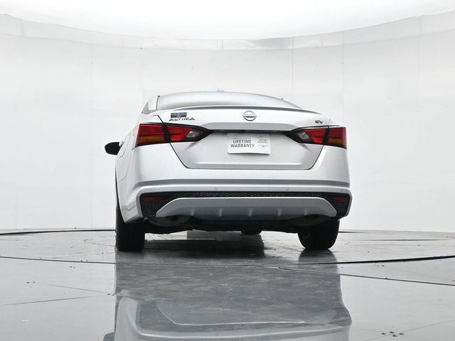 Used 2024 Nissan Altima 2.5 SV image 41