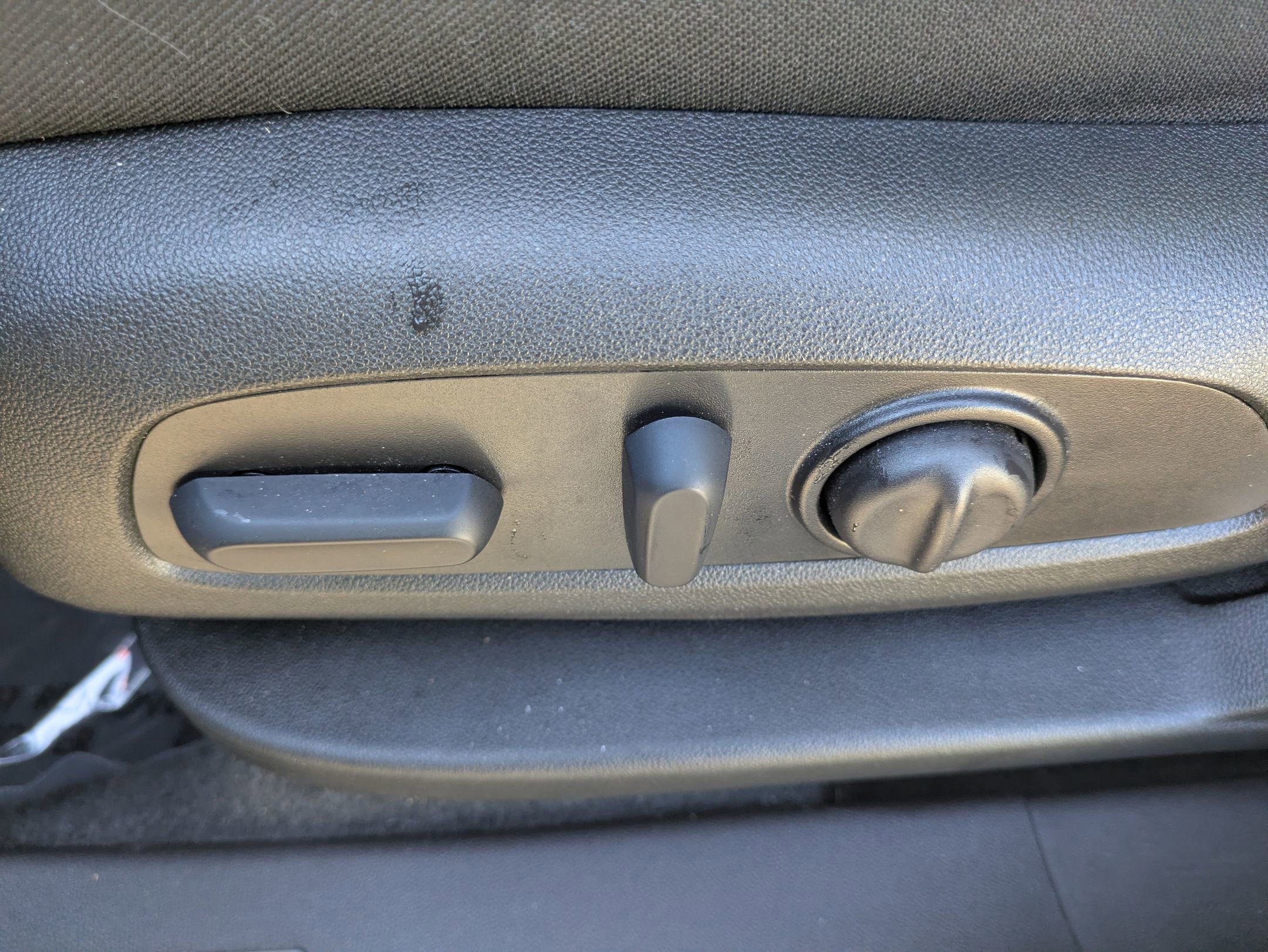 Used 2024 Chevrolet Equinox LT image 16