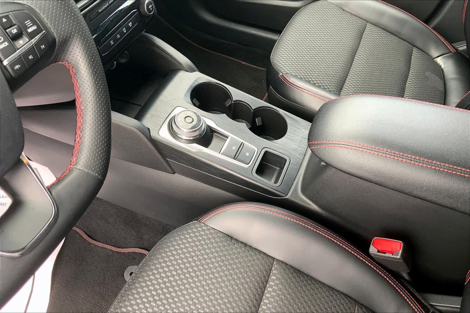 Certified 2023 Ford Escape ST-Line w/ Tech Pack #1 FWD image 16