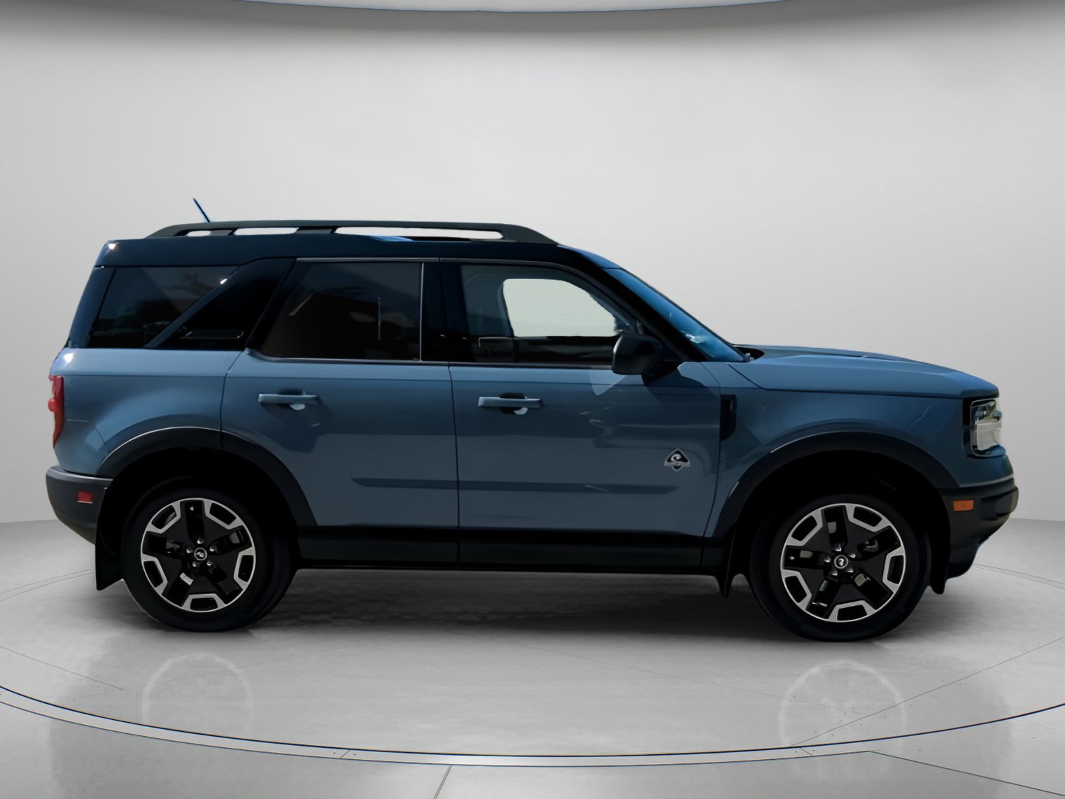 Certified 2024 Ford Bronco Sport Outer Banks w/ Tech Package image 29