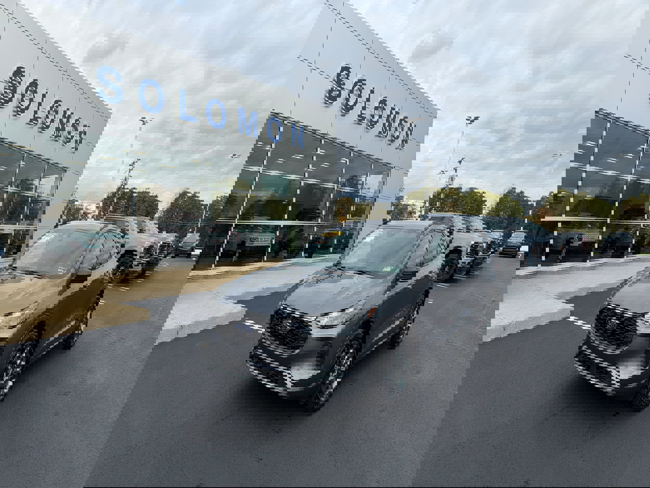 Certified 2024 Ford Escape ST-Line w/ Tech Pack #1 image 8