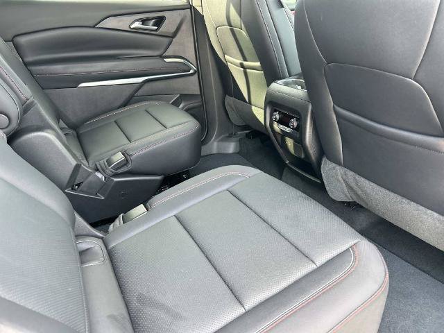 Used 2025 Chevrolet Traverse Z71 w/ Driver Confidence Package AWD/4WD image 22