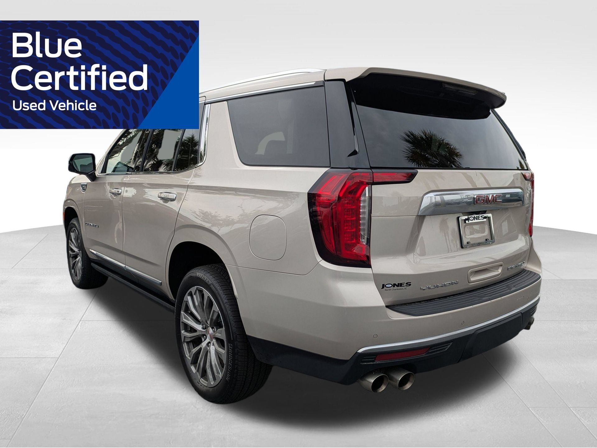 Used 2021 GMC Yukon Denali w/ Denali Premium Package AWD/4WD image 8