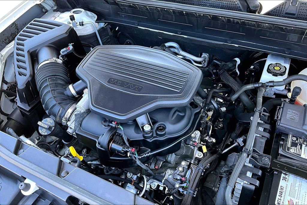 Used 2020 GMC Acadia Denali w/ Technology Package AWD/4WD image 35