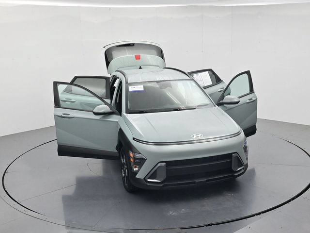 Used 2024 Hyundai Kona SEL FWD image 50