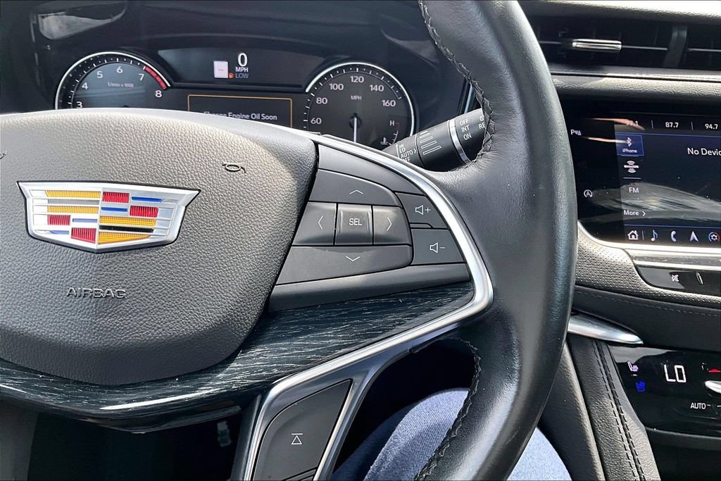 Used 2023 Cadillac XT5 Premium Luxury w/ LPO, Floor Liner Package AWD/4WD image 18