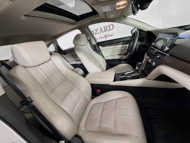 Used 2018 Honda Accord Touring image 34
