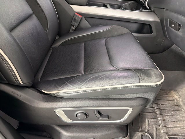 Used 2025 RAM 1500 Laramie AWD/4WD image 33