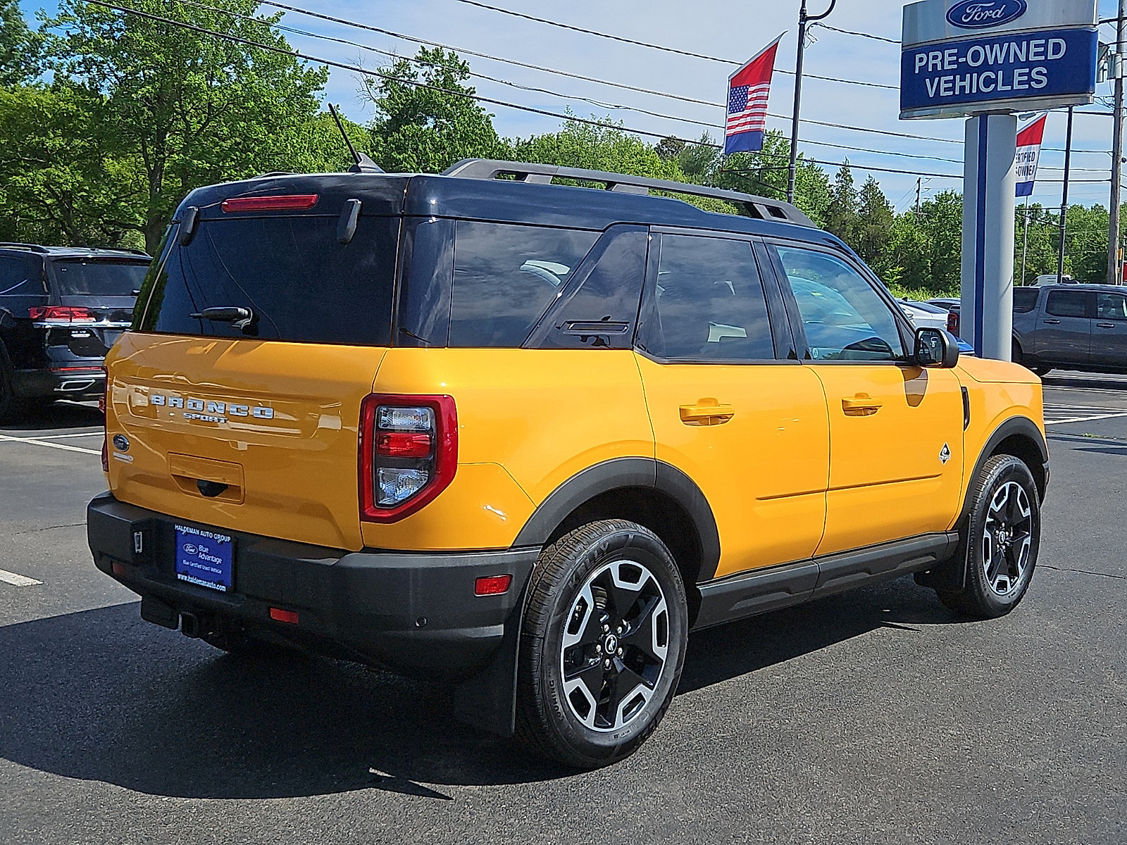 Certified 2022 Ford Bronco Sport Outer Banks w/ Tech Package AWD/4WD image 6