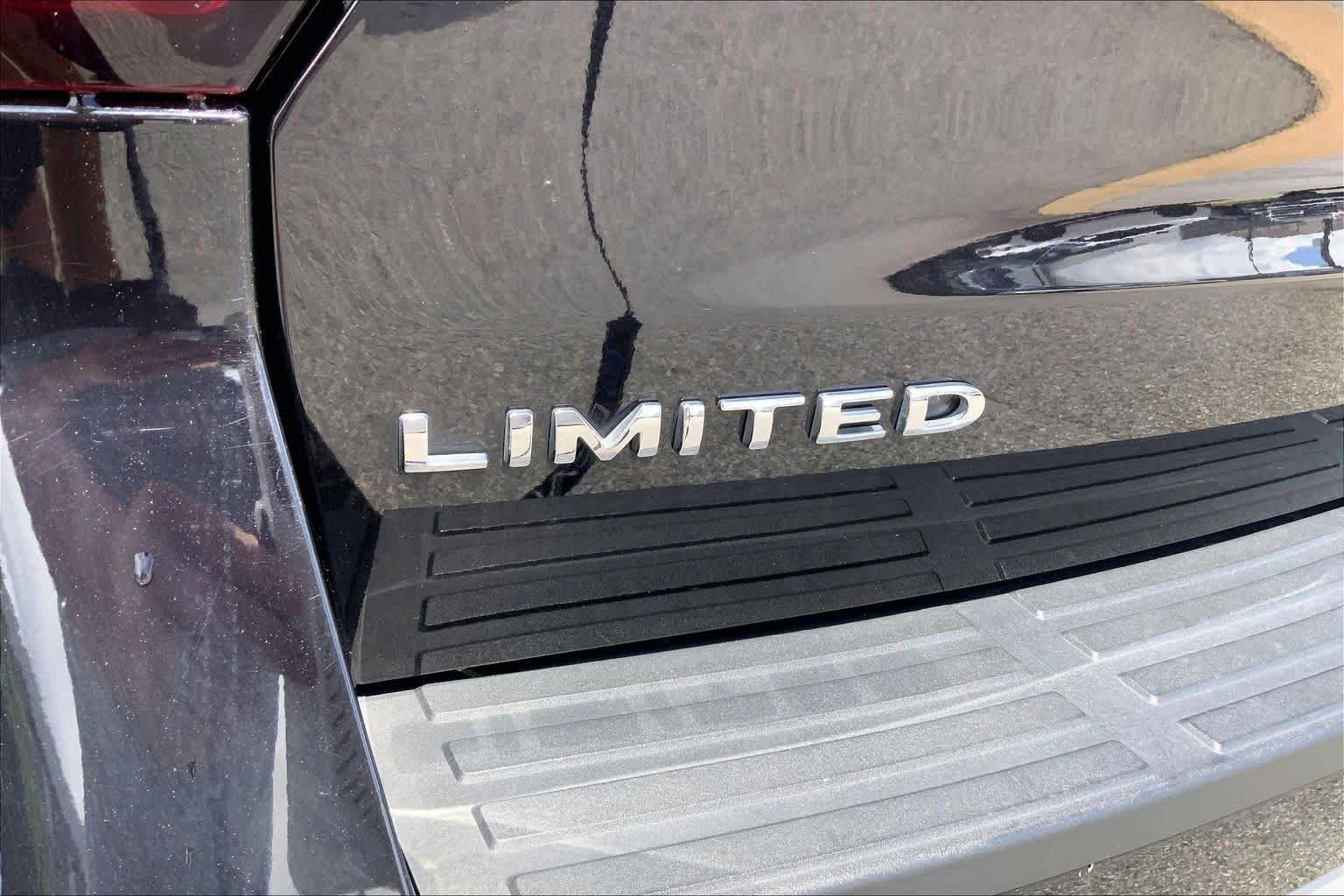 Certified 2024 Ford Expedition Max Limited RWD image 10