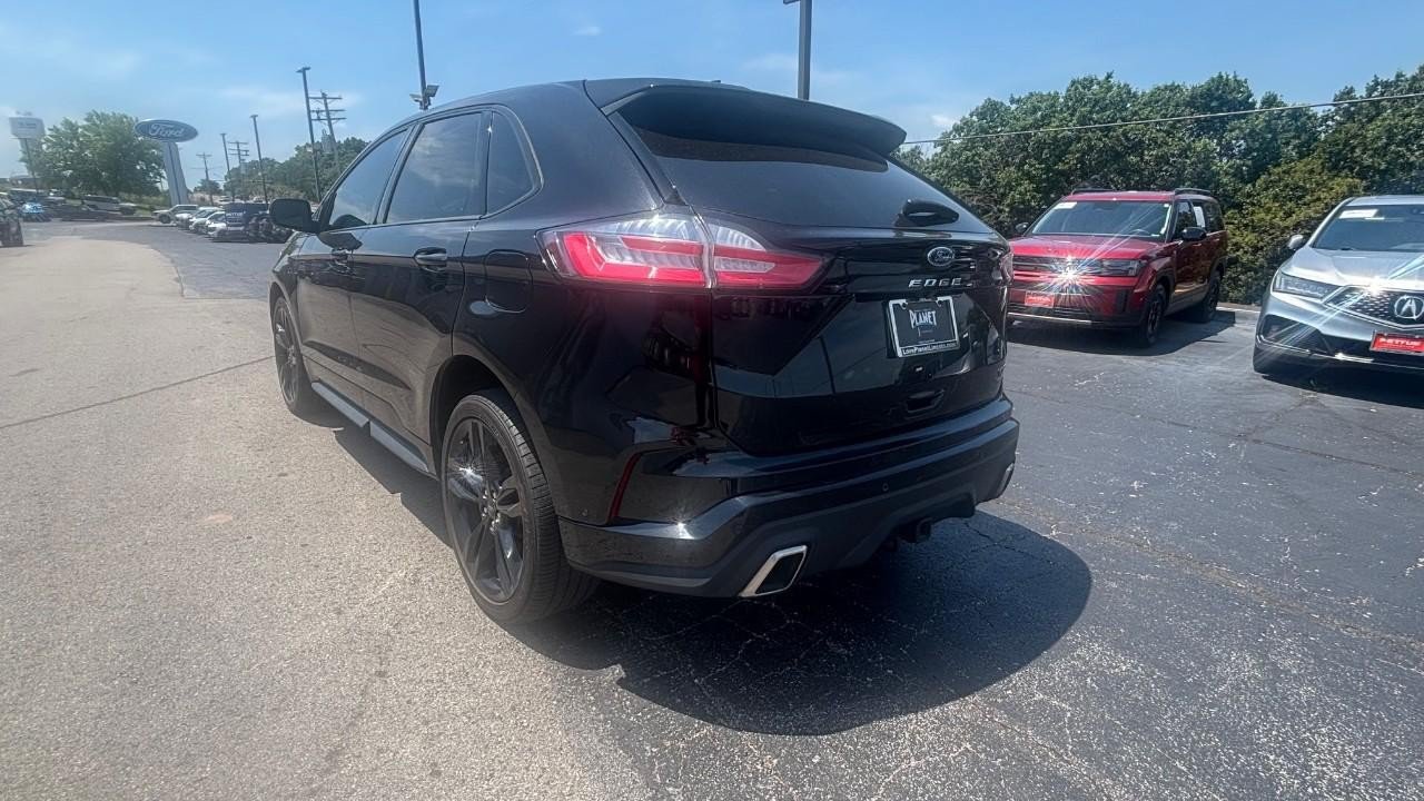 Certified 2024 Ford Edge ST w/ Equipment Group 401A AWD/4WD image 3
