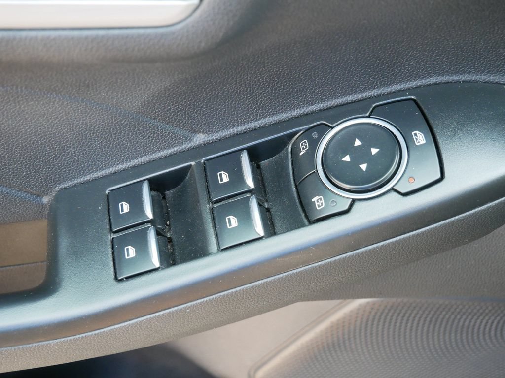 Certified 2024 Ford Escape Platinum AWD/4WD image 17
